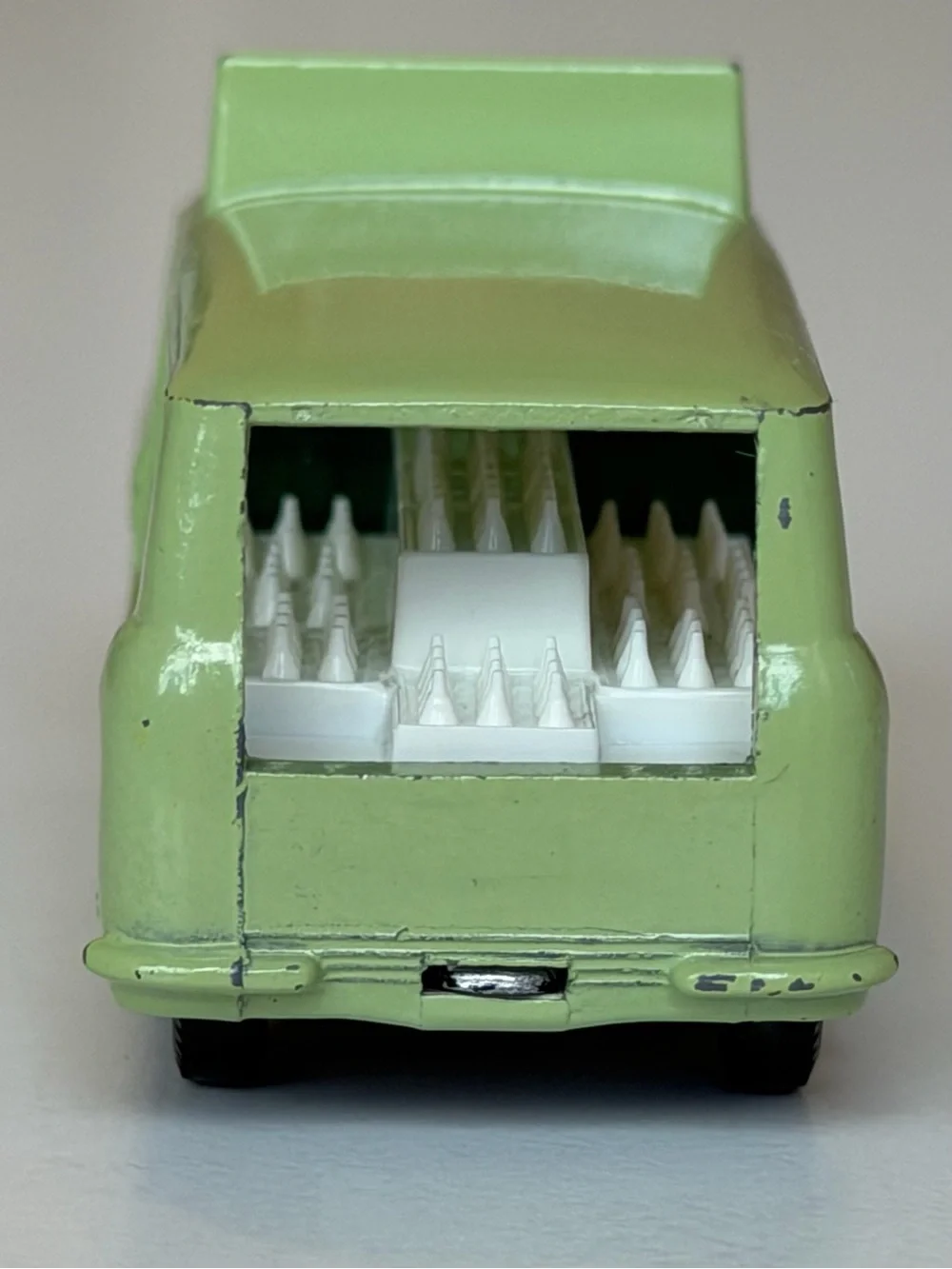 V Vintage Matchbox No. 21 Commer Bottle Float Drink More Milk Lesney England